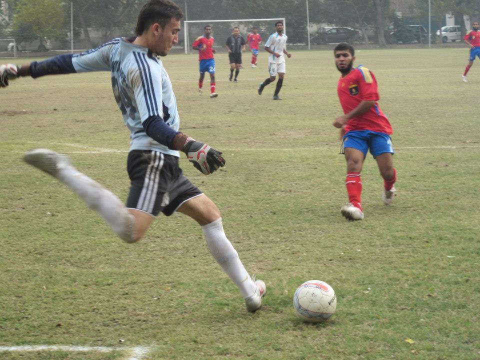 SSGC breeze past Pak Steel in PFF League