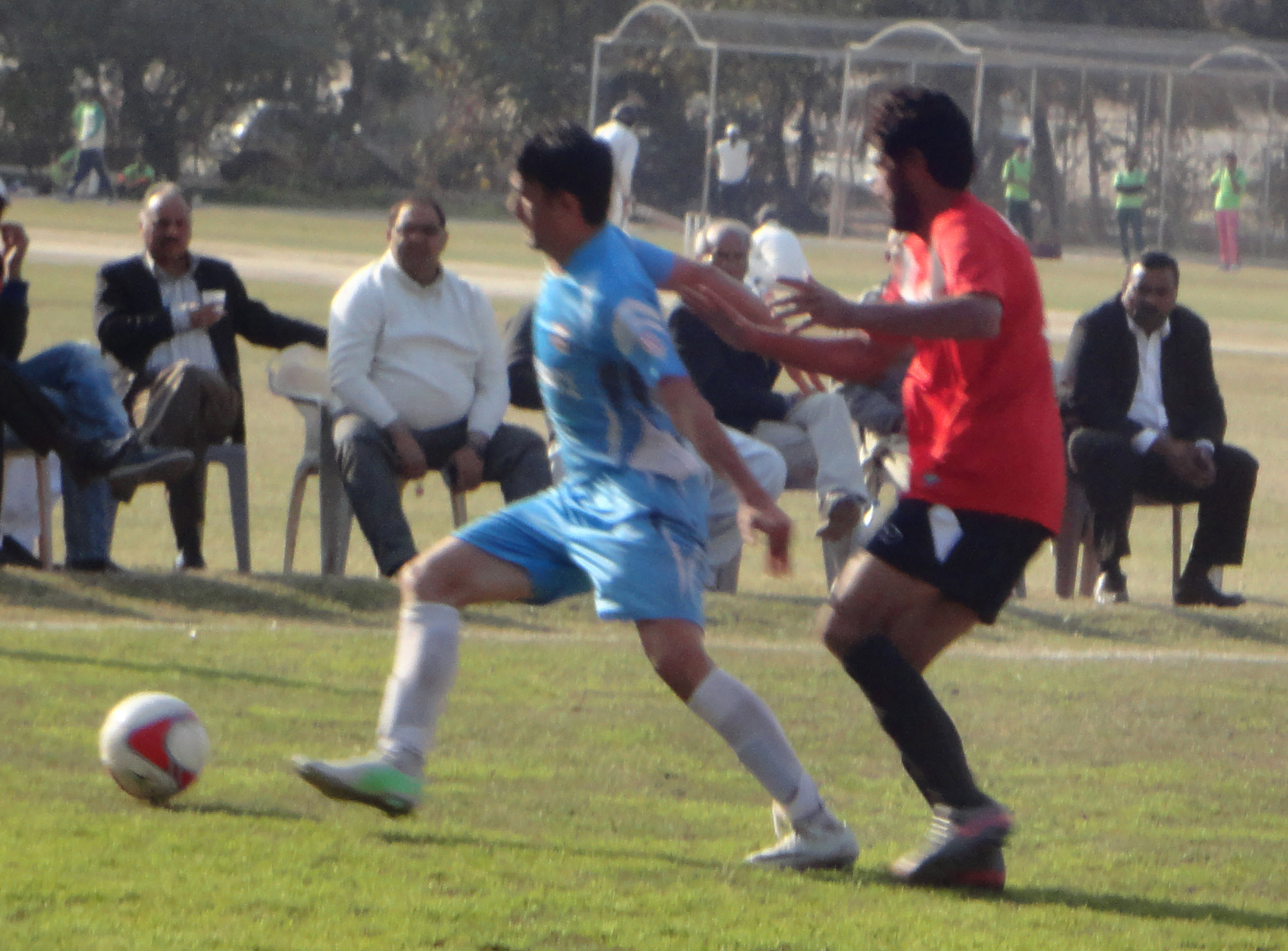 PAF edge Karachi United to make semis [Dawn]
