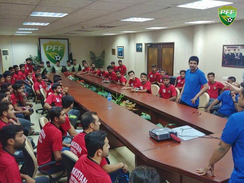 Pak football team expected to tour Bahrain ahead of Asiad [The News]