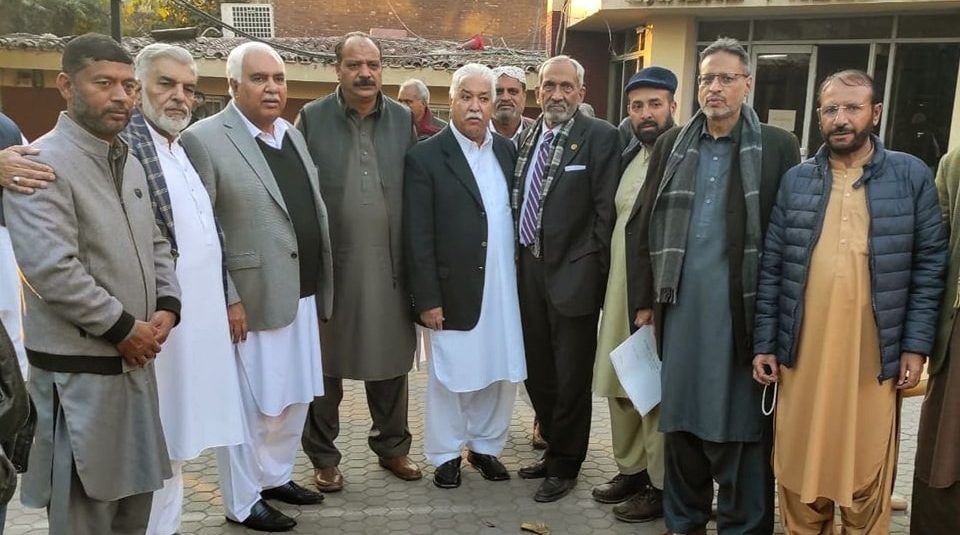 As PFF NC welcomes FIFA-AFC delegation, stakeholders voice discontent [Dawn]