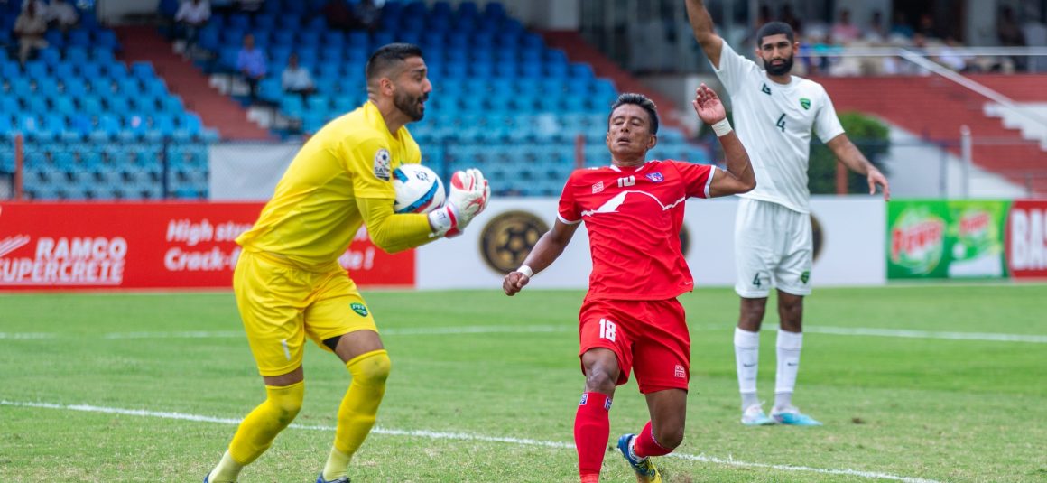 Pakistan end SAFF campaign with another loss [Dawn]