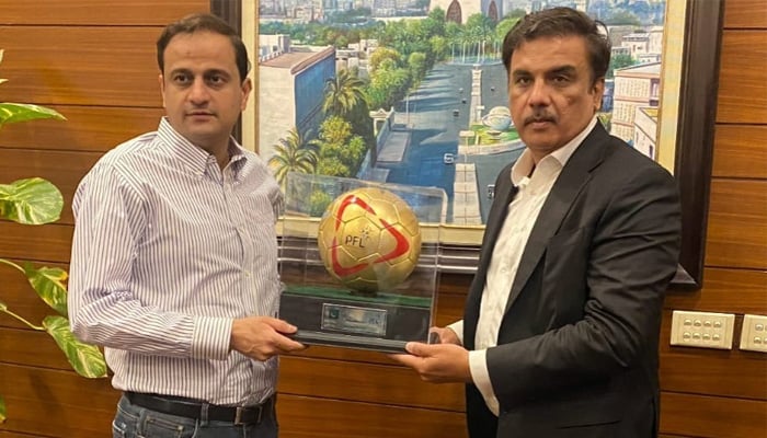 Mayor Karachi extends support to PFL in bid to revive football in Pakistan [Geo Super]