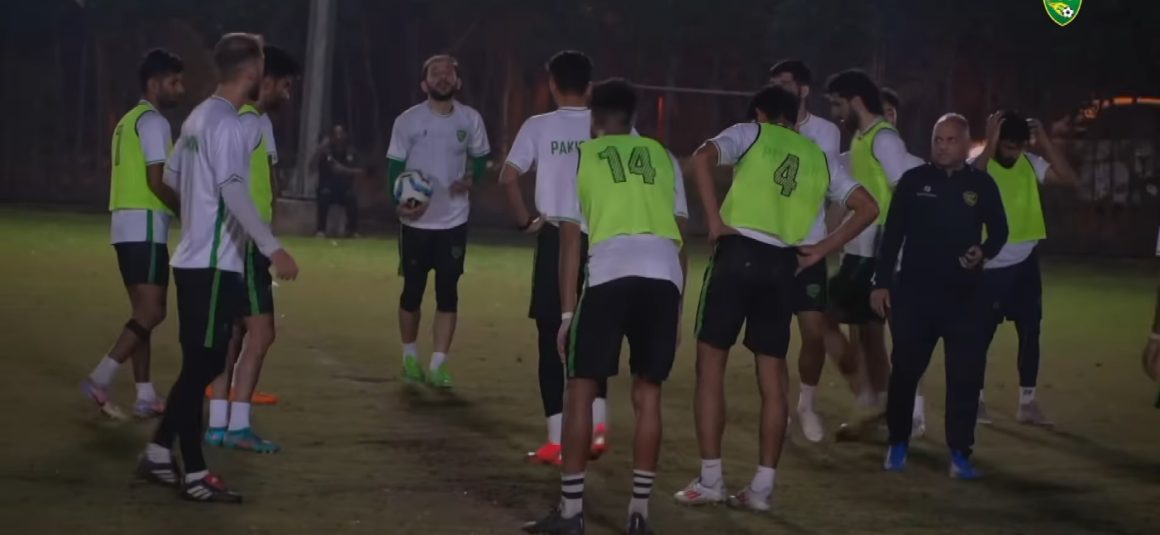 Pakistan to leave for Saudi tomorrow for Syria clash [Nukta]